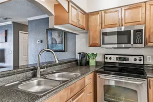 10101 Sailwinds Blvd S, Largo, FL 33773 - Photo 6