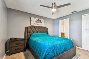 10101 Sailwinds Blvd S, Largo, FL 33773 - Photo 16