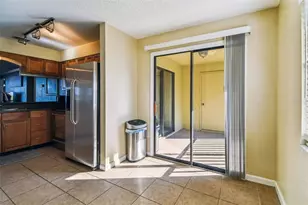 10101 Sailwinds Blvd S, Largo, FL 33773 - Photo 26