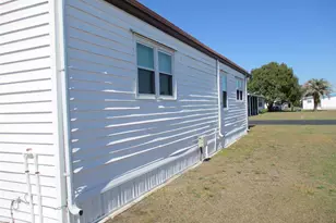 34542 Sweetpea Ln, Zephyrhills, FL 33541 - Photo 24