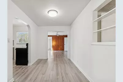 2900 49th Street N, Saint Petersburg, FL 33710 - Photo 6