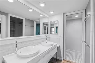 2617 Cove Cay Dr, Clearwater, FL 33760 - Photo 6