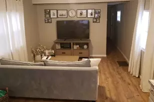 11730 U S Hwy 92 E, Seffner, FL 33584 - Photo 2