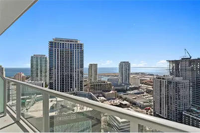 400 Central Avenue #2806, Saint Petersburg, FL 33701 - Photo 4