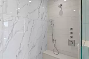 400 Central Ave, Saint Petersburg, FL 33701 - Photo 32