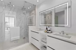 400 Central Ave, Saint Petersburg, FL 33701 - Photo 30
