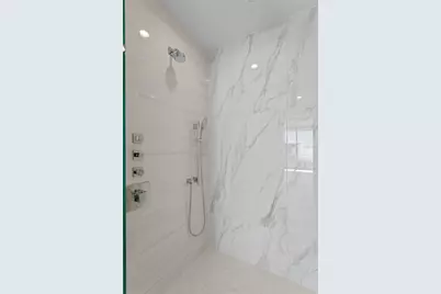 400 Central Avenue #2806, Saint Petersburg, FL 33701 - Photo 32