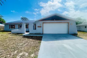 11010 Salt Tree Dr, Port Richey, FL 34668 - Photo 1