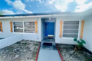 11010 Salt Tree Dr, Port Richey, FL 34668 - Photo 4