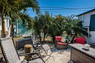 8678 44th Ave N, Saint Petersburg, FL 33709 - Photo 26
