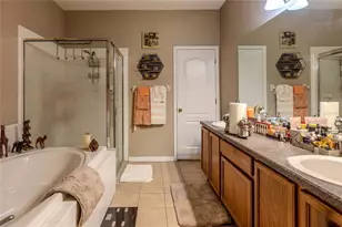 6803 Guilford Crest Dr, Apollo Beach, FL 33572 - Photo 16