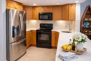 950 Broadway, Dunedin, FL 34698 - Photo 2