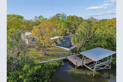 8402 Boxwood Drive, Tampa, FL 33615 - Photo 26