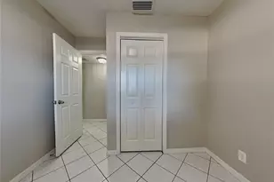 [Address not provided], Tampa, FL 33615 - Photo 12