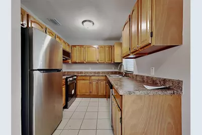 [Address not provided], Tampa, FL 33615 - Photo 6