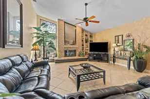 4830 Longwater Way, Tampa, FL 33615 - Photo 24