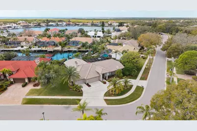 4830 Longwater Way, Tampa, FL 33615 - Photo 12
