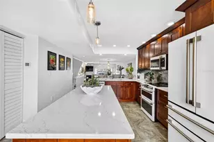 132 1st St E, Tierra Verde, FL 33715 - Photo 10