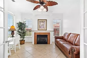 2739 Via Capri, Clearwater, FL 33764 - Photo 4