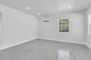 119 147th Ave E, Madeira Beach, FL 33708 - Photo 4