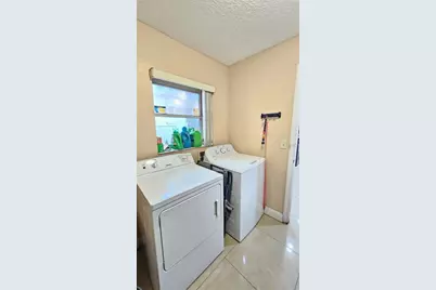 2301 E Colby Lane, Tampa, FL 33612 - Photo 26