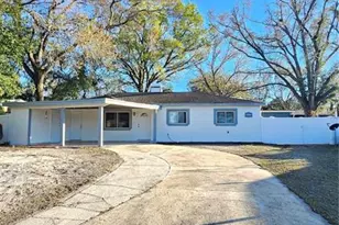 2301 E Colby Ln, Tampa, FL 33612 - Photo 32