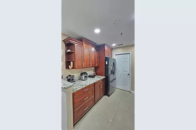 2301 E Colby Lane, Tampa, FL 33612 - Photo 14