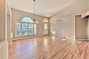 4719 Portobello Cir, Valrico, FL 33596 - Photo 6