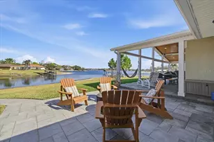 10705 Carrollwood Dr, Tampa, FL 33618 - Photo 6