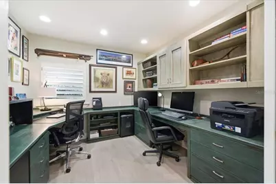 10705 Carrollwood Drive, Tampa, FL 33618 - Photo 46