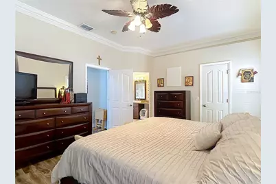 5637 Paddock Trail Drive, Tampa, FL 33624 - Photo 32