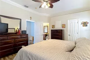 5637 Paddock Trail Dr, Tampa, FL 33624 - Photo 32