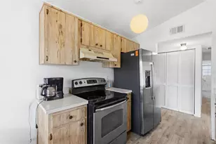 3607 Johnson Ct, Palm Harbor, FL 34684 - Photo 8