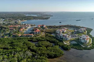 208 Mariner Dr, Tarpon Springs, FL 34689 - Photo 68