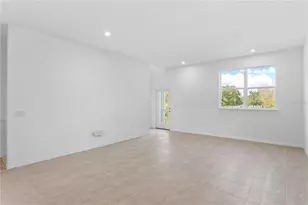 9906 Tate Ln, Tampa, FL 33626 - Photo 14