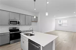 9906 Tate Ln, Westchase, FL 33626 - Photo 20