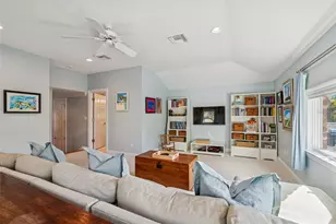 4909 W Spring Lake Dr, Tampa, FL 33629 - Photo 64