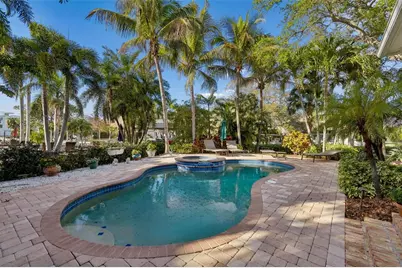 4909 W Spring Lake Drive, Tampa, FL 33629 - Photo 4