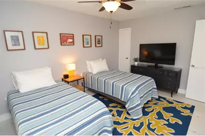 5245 Coquina Key Drive SE #D, Saint Petersburg, FL 33705 - Photo 42