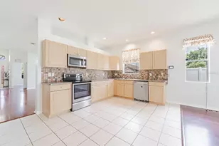 17354 Lawn Orchid Loop, Land O Lakes, FL 34638 - Photo 10