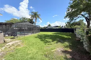 15401 Deerglen Dr, Tampa, FL 33624 - Photo 24