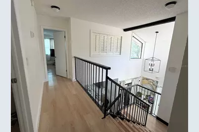 15401 Deerglen Drive, Tampa, FL 33624 - Photo 12