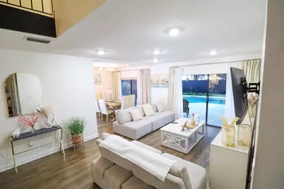 15401 Deerglen Drive, Tampa, FL 33624 - Photo 4