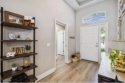 18617 Le Dauphine Place, Lutz, FL 33558 - Photo 8