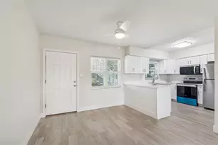 300 Venetian Dr, Clearwater, FL 33755 - Photo 6