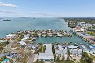 300 Venetian Dr, Clearwater, FL 33755 - Photo 34