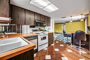 8434 Luray Dr, Port Richey, FL 34668 - Photo 18