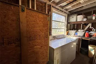 8716 N Temple Ave, Tampa, FL 33617 - Photo 16