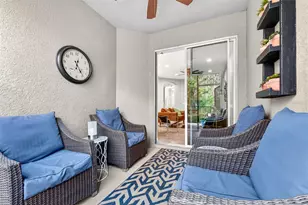 904 Vineyard Ln, Oldsmar, FL 34677 - Photo 32