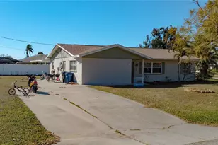 1144 Pineland Ave, Venice, FL 34285 - Photo 2